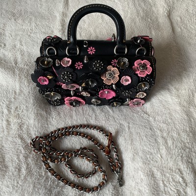ち*@様 COACH 黒 サテン パーティーバッグ Coach 1941 Black Pink Tea Rose Appliqué Double Dinky Bag 86854 EUC