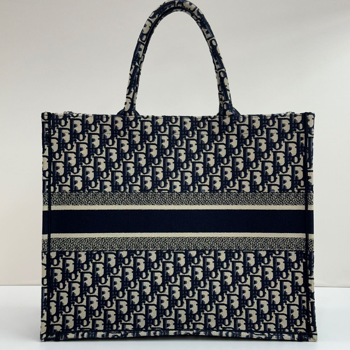 【デザインで差がつく★】Dior Book Tote バッグ ミディアム Medium Dior Book Tote Pink Multicolor D-Floral Embroidery