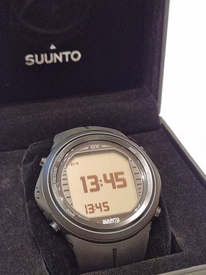 Suunto DX Black Titanium -neu, ungetaucht, neue Batterie