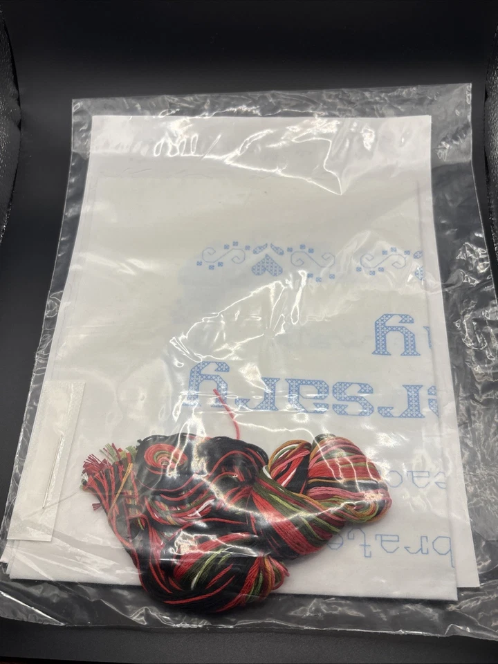 Creaciones exclusivas de punto de cruz de Herrschners #14-0223 aniversario estampado Foto 3 de 3