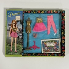 Topper Dawn bambola Toe Tapper #8117 vestito completo oro rosa vestito in scatola vintage