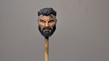 Scultura testa grande Omni papà dipinto su misura scala 1:12