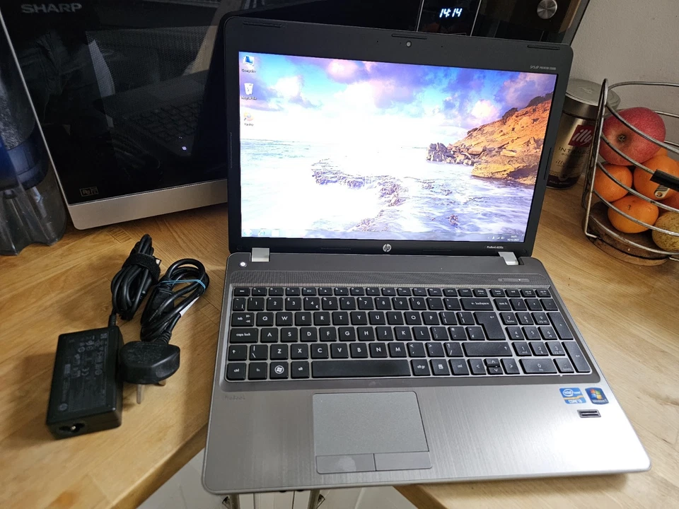HP Probook 4530s Intel i3 240GB SSD 8GB RAM Win 7 Webcam HDMI 15.6" Laptop - Image 2 of 4