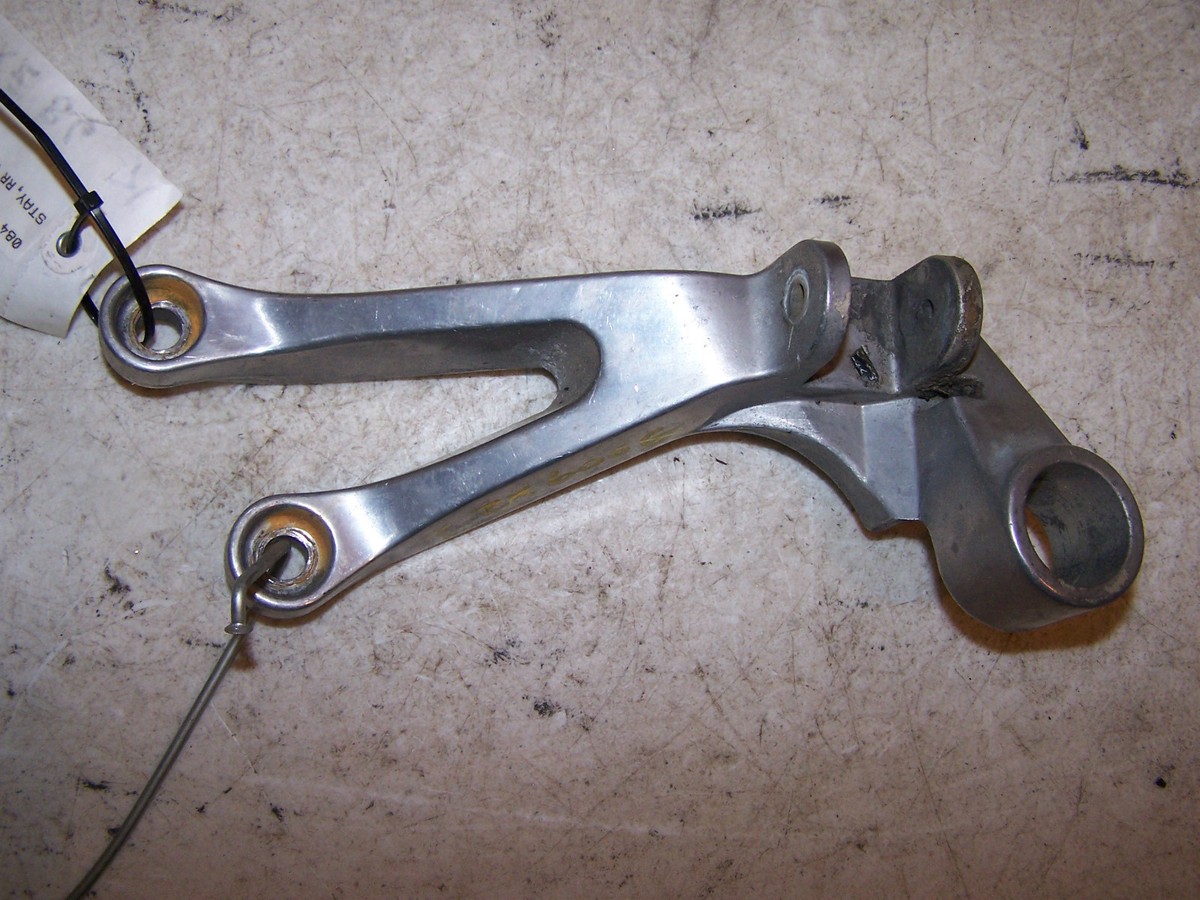 KAWASAKI ZX600 REAR RIGHT FOOTREST STAY FOOTPEG HOLDER 35063-0032