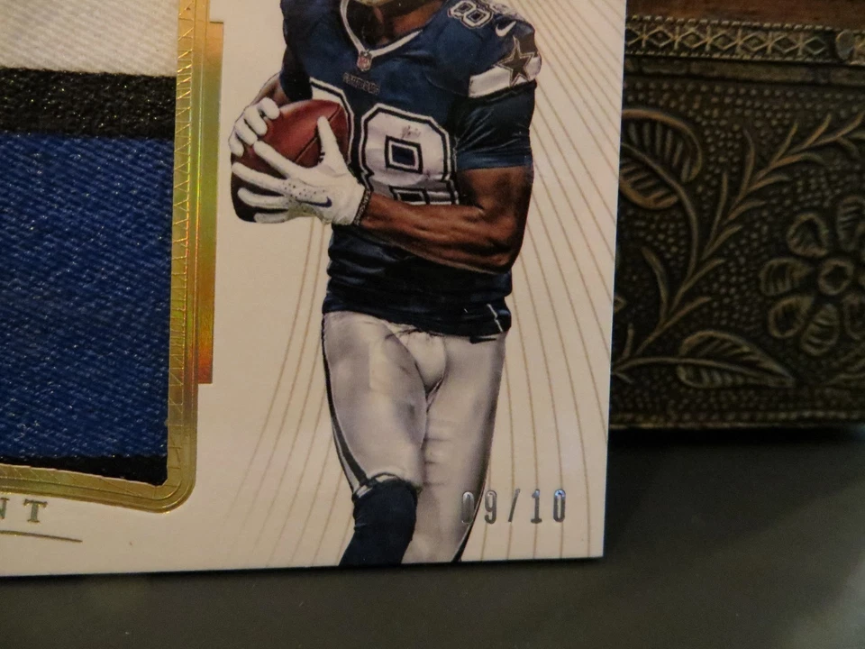 Panini Flawless Gold Game Worn Jersey Cowboys Dez Bryant 09/10 2015 - Image 3 of 4