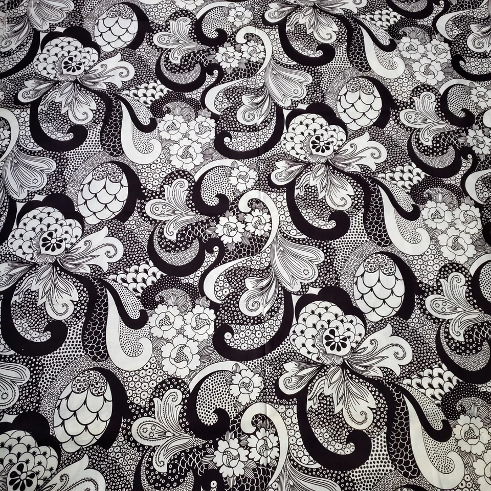 VENDA 3 DIAS Vintage Anos 60 MCM Tecido Estampa Paisley Preto e Branco 3,5y X 44" - Imagem 3 de 4