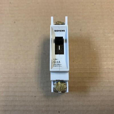 Siemens 5SN1 NG10A, 5SN2NG10A, 10 Amp 1 Pole, 240 / 415 V Circuit Breaker