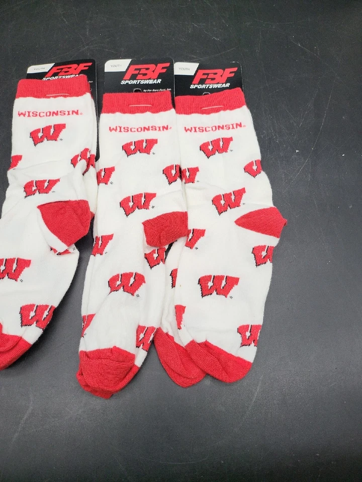 3 Pares NCAA Wisconsin Badgers Calcetines Fan Talla Juvenil 13,1-5 NUEVO Foto 2 de 3
