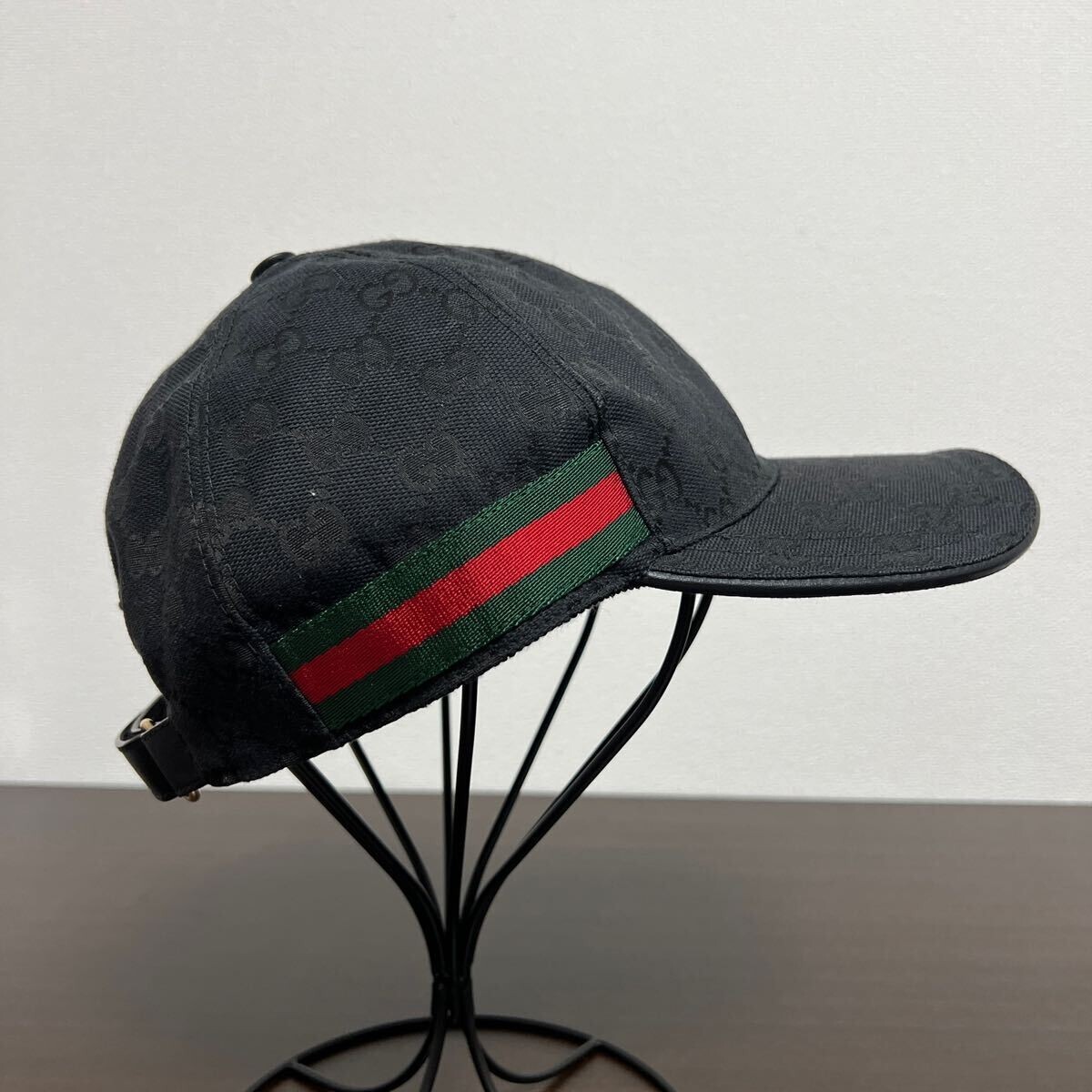 Gucci Men's Black GG Logo L size cap hat from Japan Free