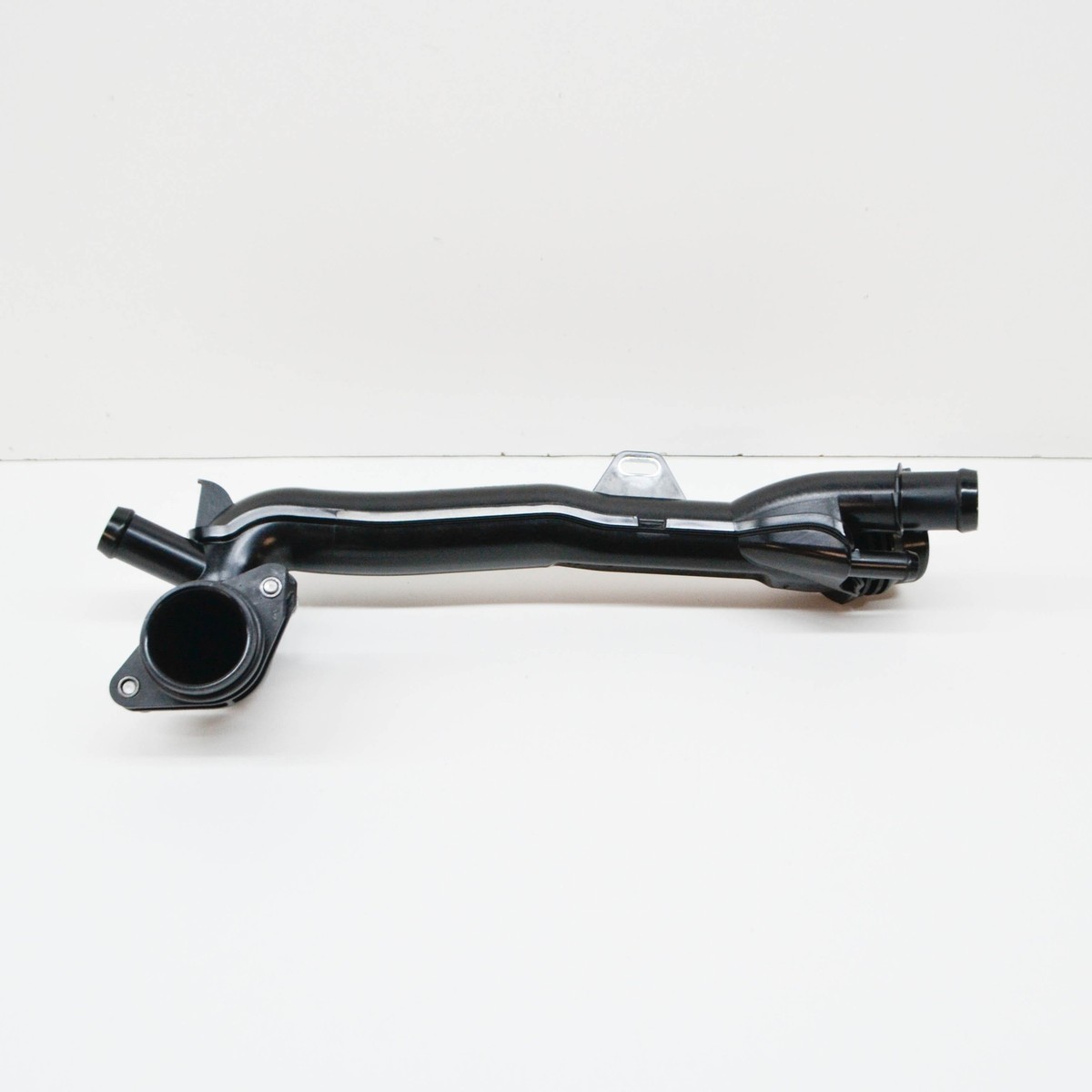 メル MERCEDES-BENZ CLS C257 Coolant Line A2642008600 NEW GENUINE | eBay