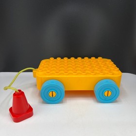 LEGO Duplo Toddler Build and Pull Along (10554) 15 pcs Starter Set + 17 More Pc.