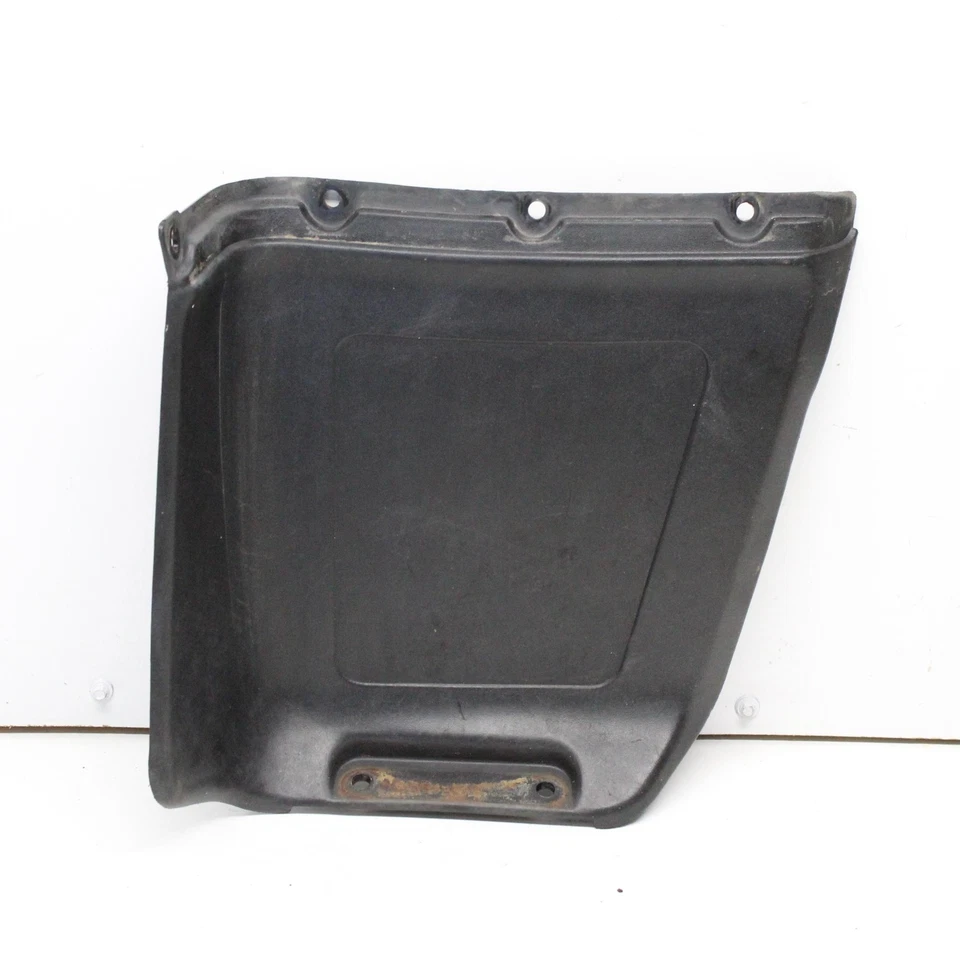 1988 suzuki quadrunner 250 левая задняя защита пятки брызговик 63361-19B00 - Изображение 2 из 4