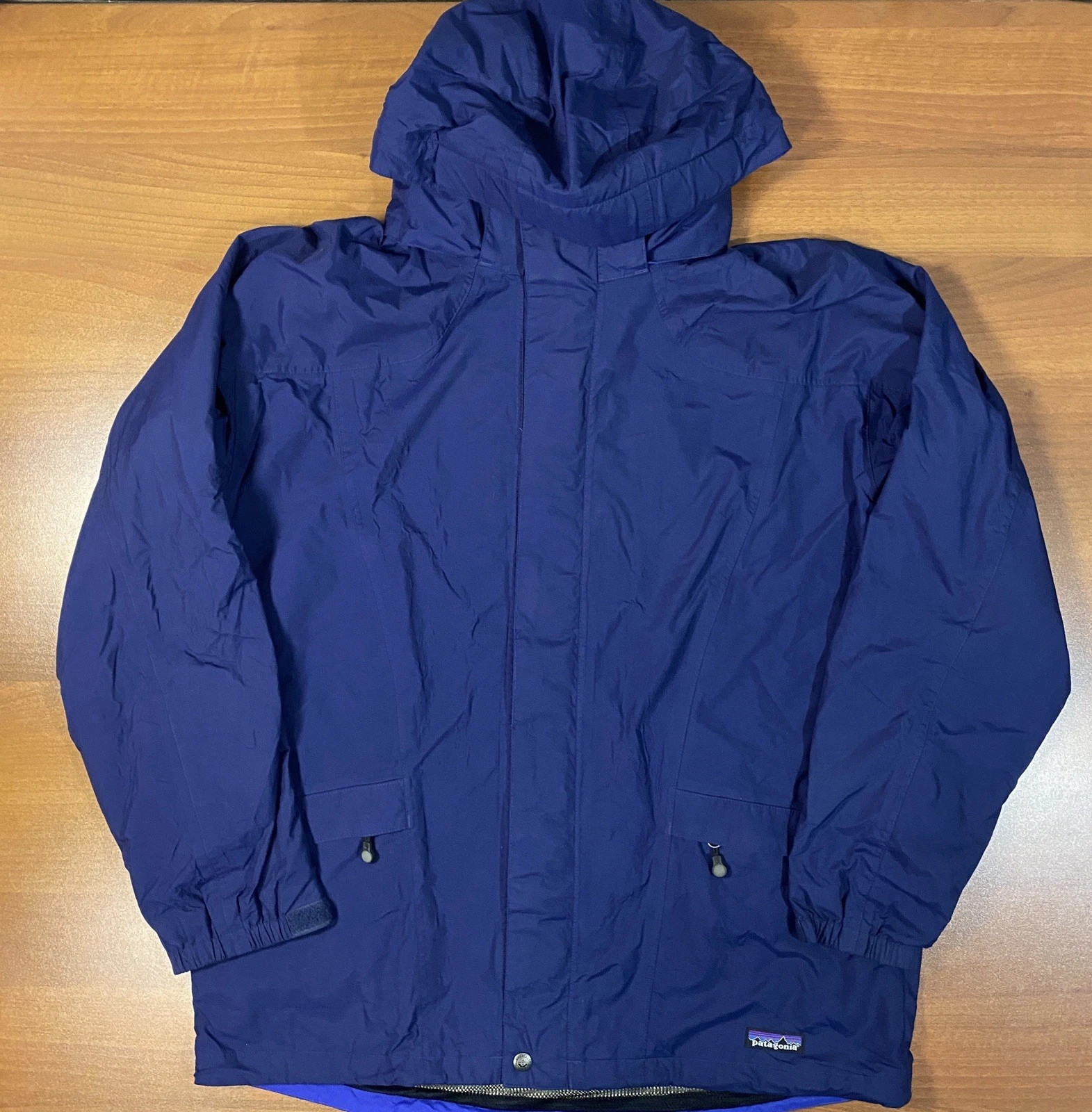 Patagonia Storm Jacket Women’s L Blue Hooded Rain Shell Mesh Lined 83610 Vintage