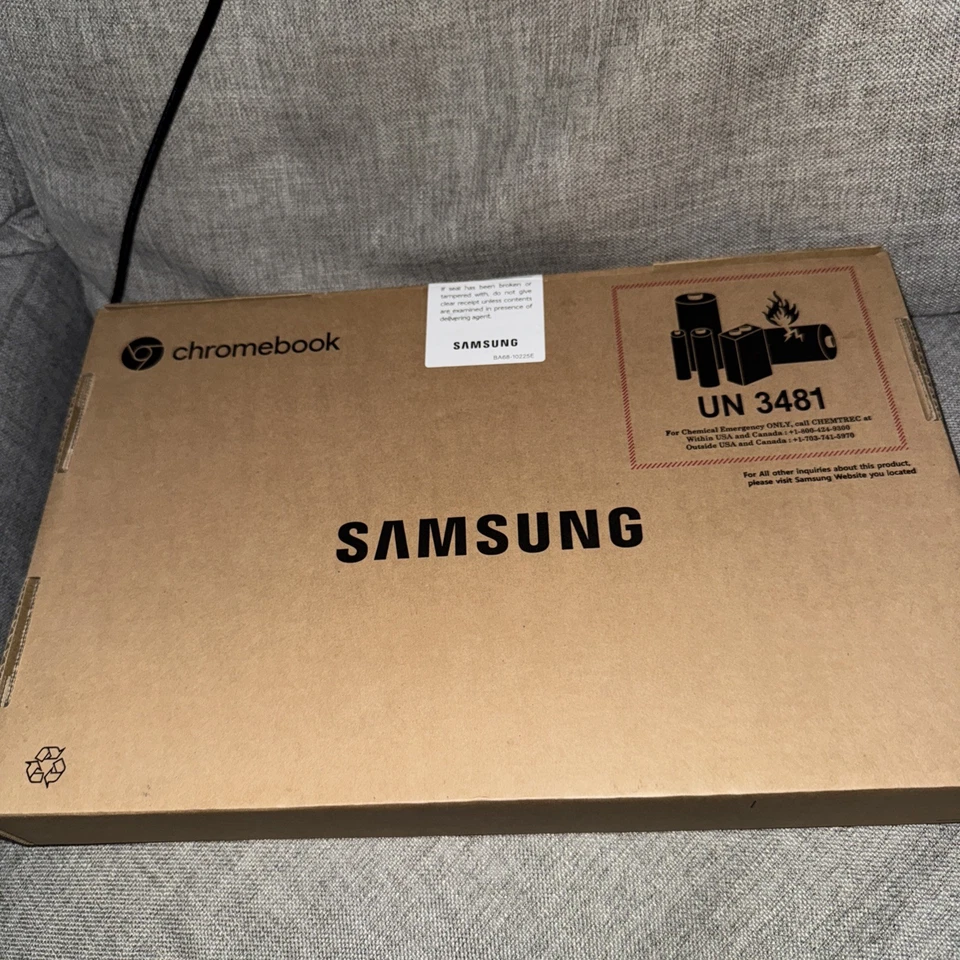 Samsung Chromebook 4 310XBA-KA1 11.6"HD Notebook Brand New Unopened  - Image 2 of 3