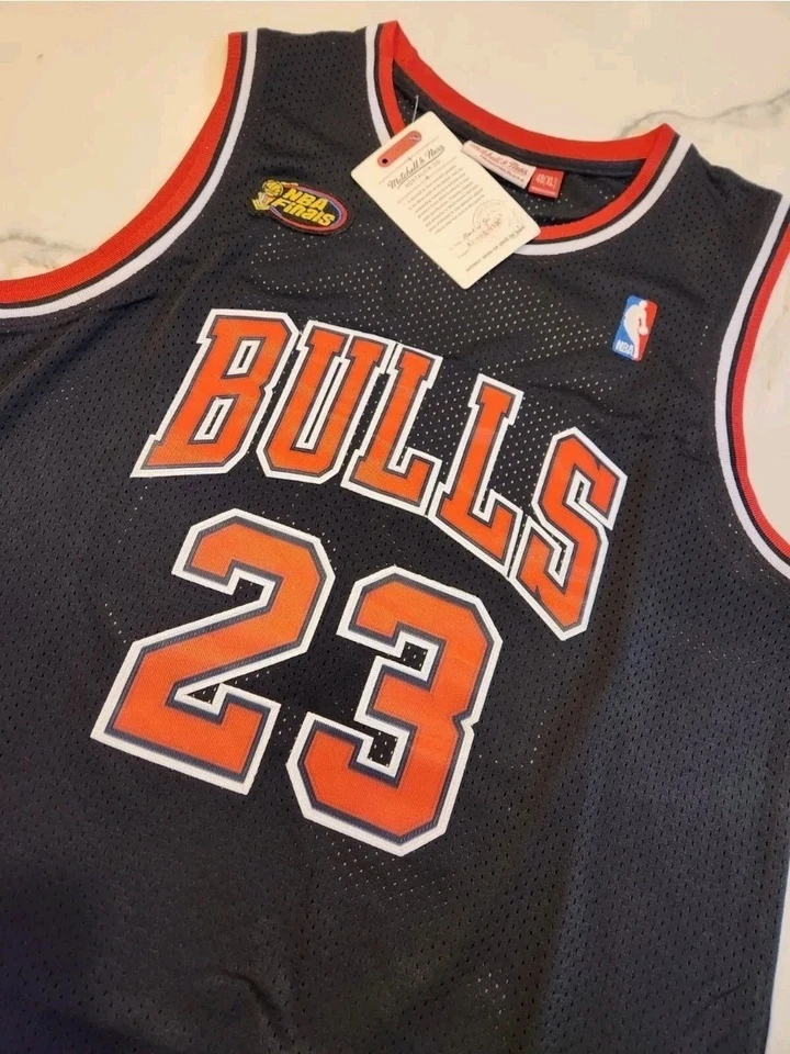 Футболка Mitchell & Ness 🔥 Michael Jordan 🔥#23 Bulls финал НБА 1997-98 мужская размер XL - Изображение 4 из 4