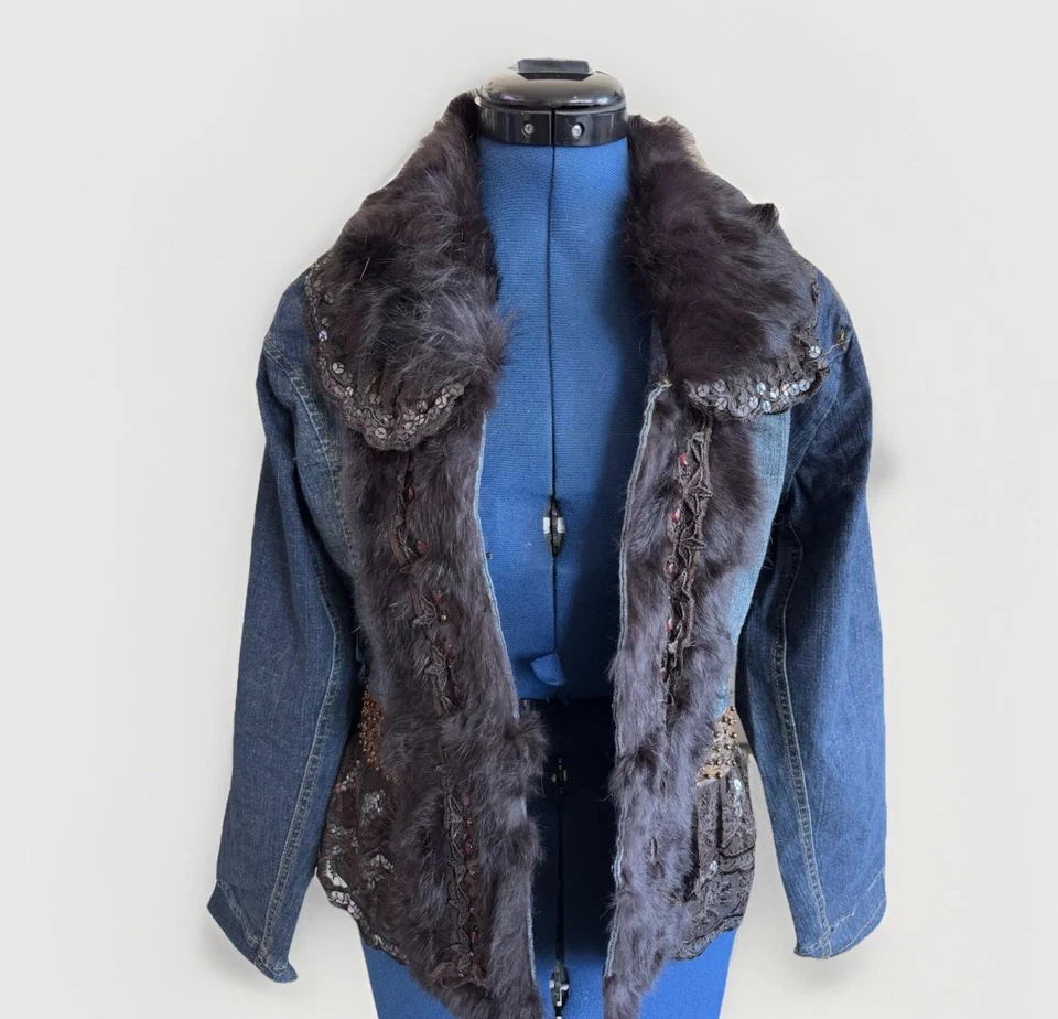 Chaqueta vaquera vintage años 90 Y2K con cuentas adornada piel para mujer Foto 2 de 4