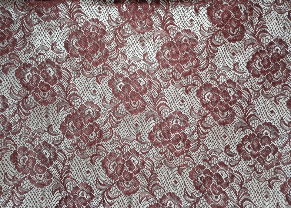 Paneles de cortina de encaje Mainstays semi transparente borgoña floral 40 X 63 arándano nuevos Foto 2 de 4