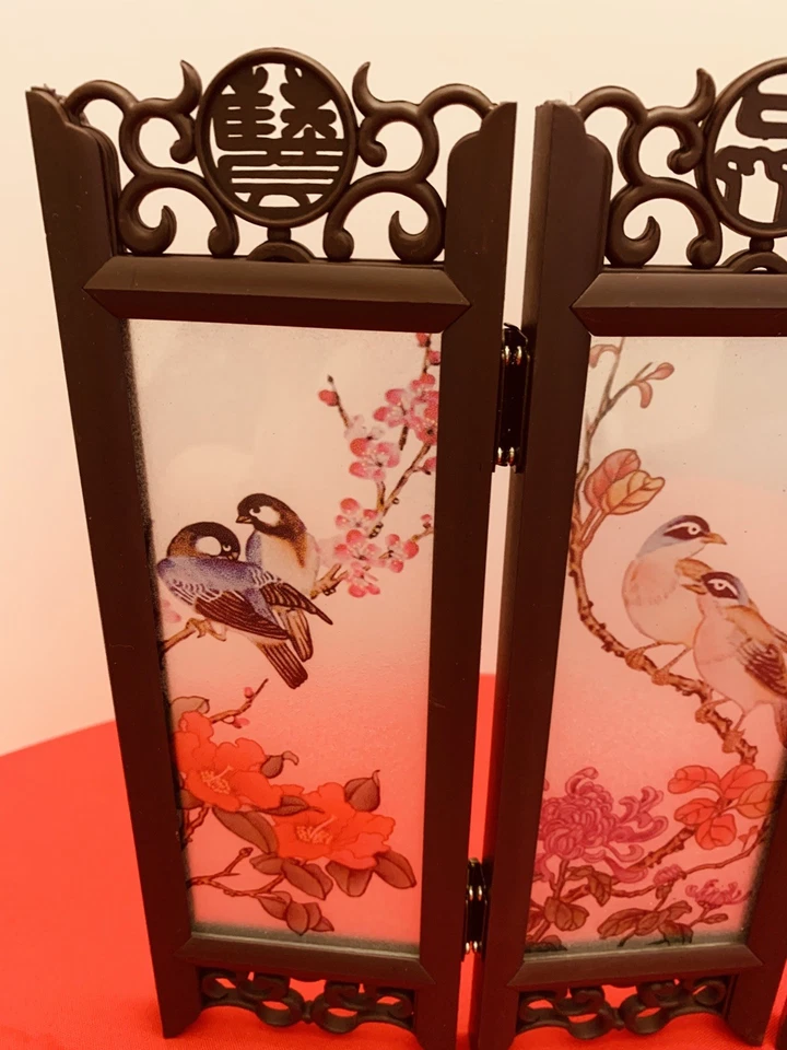 Vintage Chinese Tabletop 4 Panel Folding Screen Double-Sided Painted Porcelain - Image 2 of 4