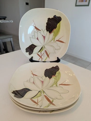 Set of 4 Red Wing Pottery Lotus Pattern Square 10.5" Dinner Plates