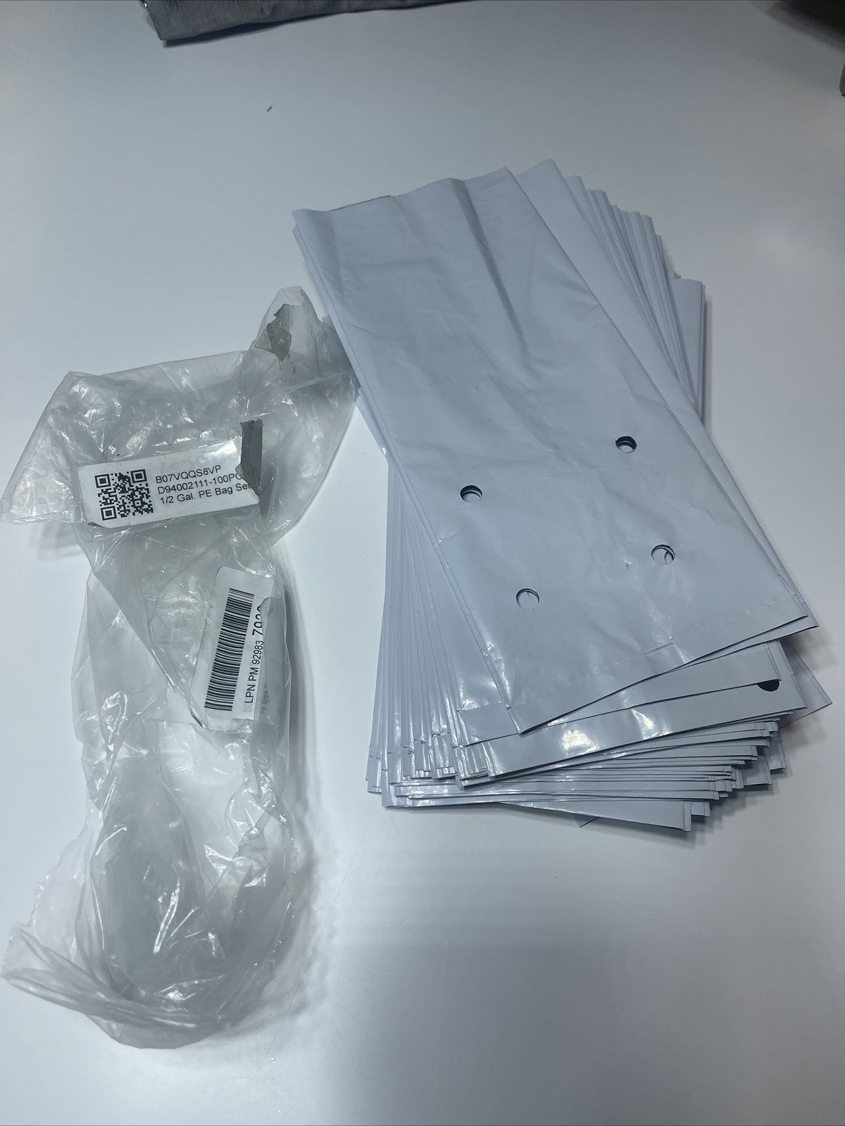 Hydro Crunch D94002111100PC 1/2 Gal. B&W PE Grow Bag Set 100 Piece