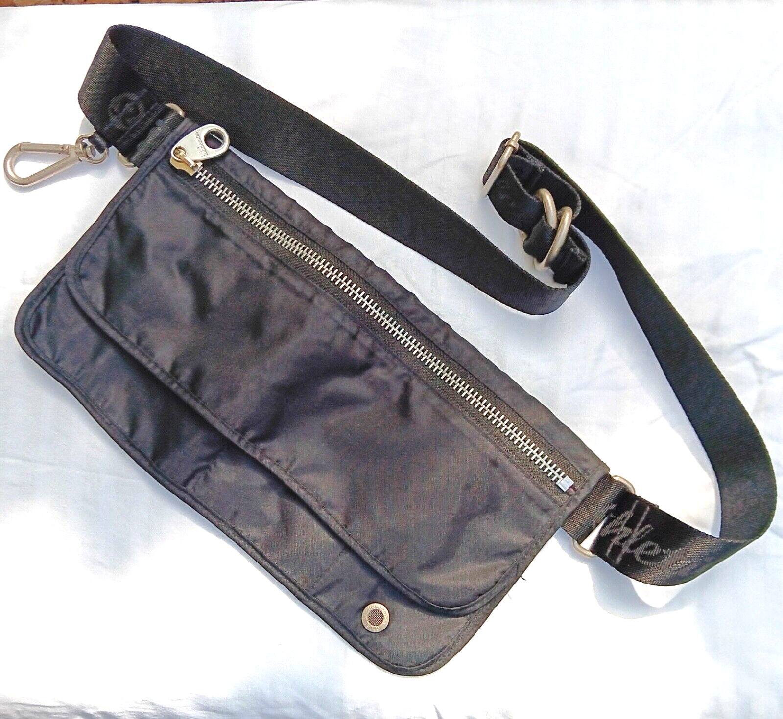 LULMON Travel Pooch Dog Walking Belt Bag Black with Multiple Pockets 12x6.5 Inches