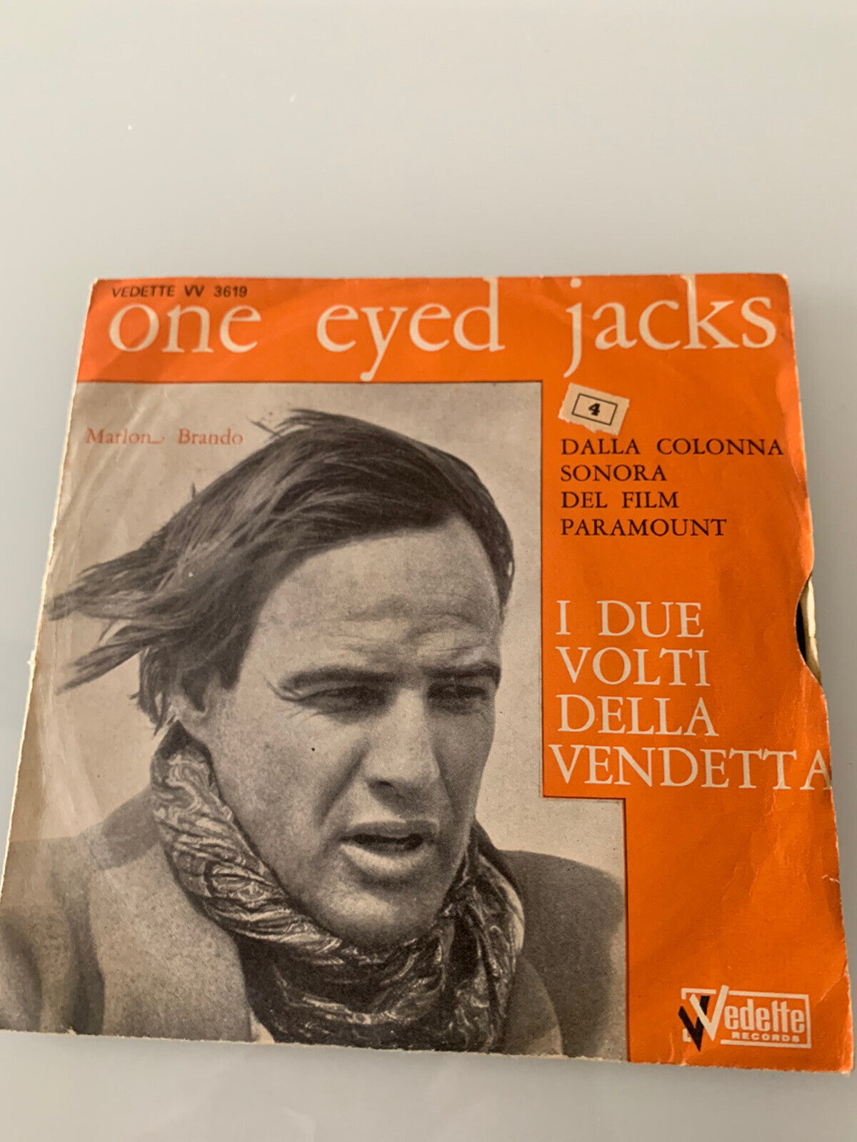 Foto 1 di 1
