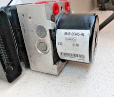 2010-2011 Ford Focus ABS Anti-Lock Brake Pump Control Module Actuator Assembly