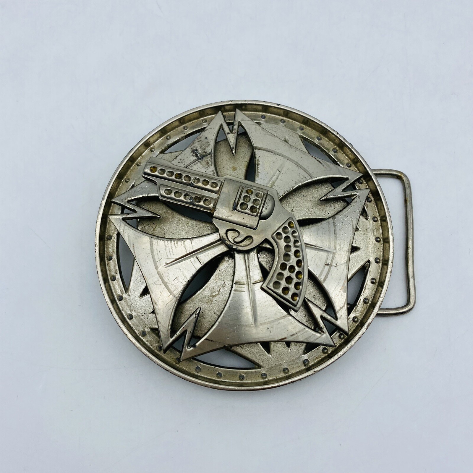 Spinning Rotating Belt Buckle With Pistol Gem