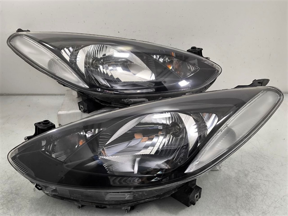 JDM Mazda2 DE Mazda 2 Demio HALOGEN FACELIFT Headlamp Lights Light