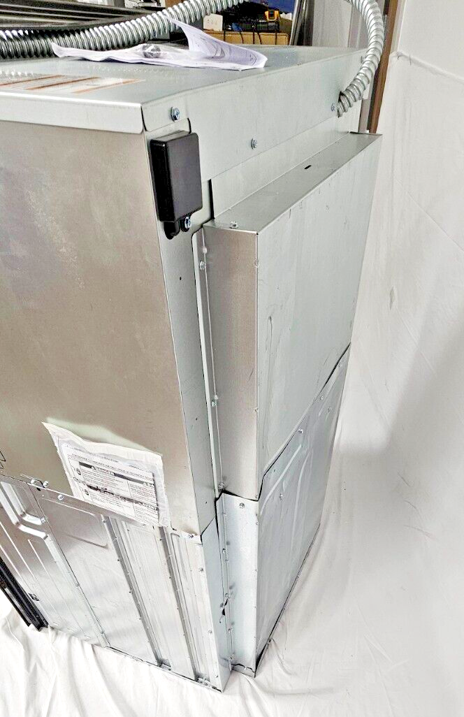 Whirlpool WOC75ECOHS 30" BuiltIn Electric Convection Double Wall Oven