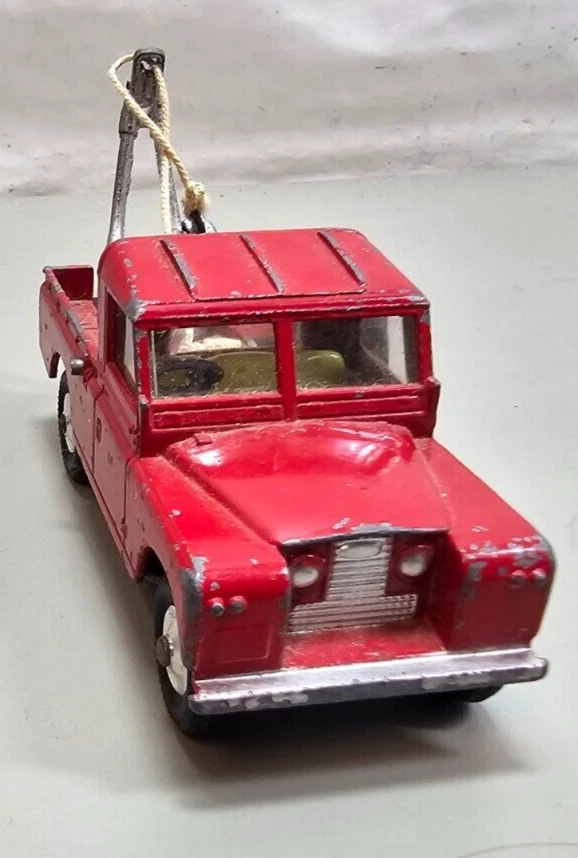 Vintage Corgi Toys Red Diecast Land Rover 109 Breakdown Wrecker Tow Truck #417 - Image 4 of 4
