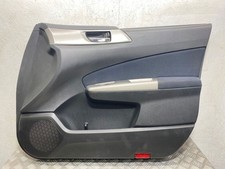 Porte avant et accessoires Subaru FORESTER