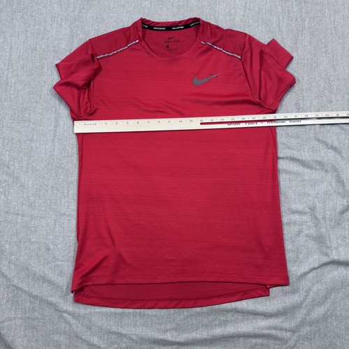 Nike Dri-Fit Running Miler Shirt Mens Medium Red Short Sleeve Athletic Tee - Picture 7 of 10