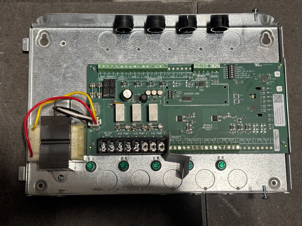 Taco ZVC404-5 4 Zone Valve Control (missing 3 terminal screws) See