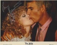 BERNADETTE PETERS SIGNED AUTHENTIC 'THE JERK' 8x10 MOVIE PHOTO w/COA ACTRESS