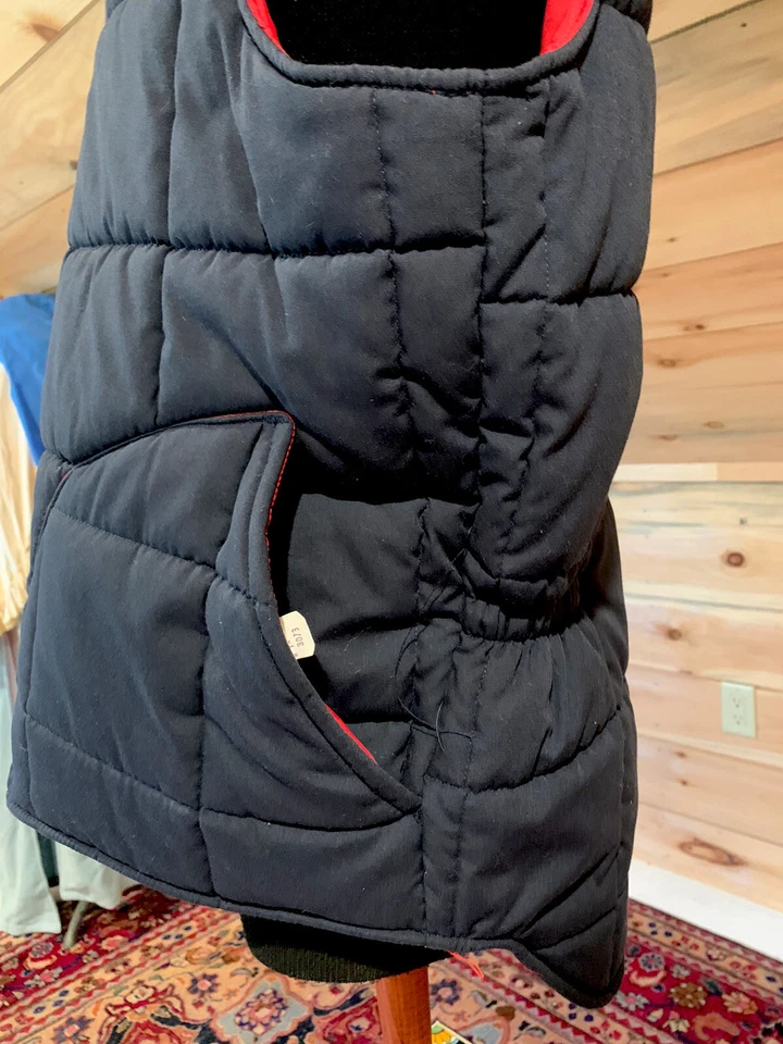 Vintage Golden Fleece Reversible NAVY to RED NYLON Vest Men's 1X or XL 46-48 USA - Image 2 of 4