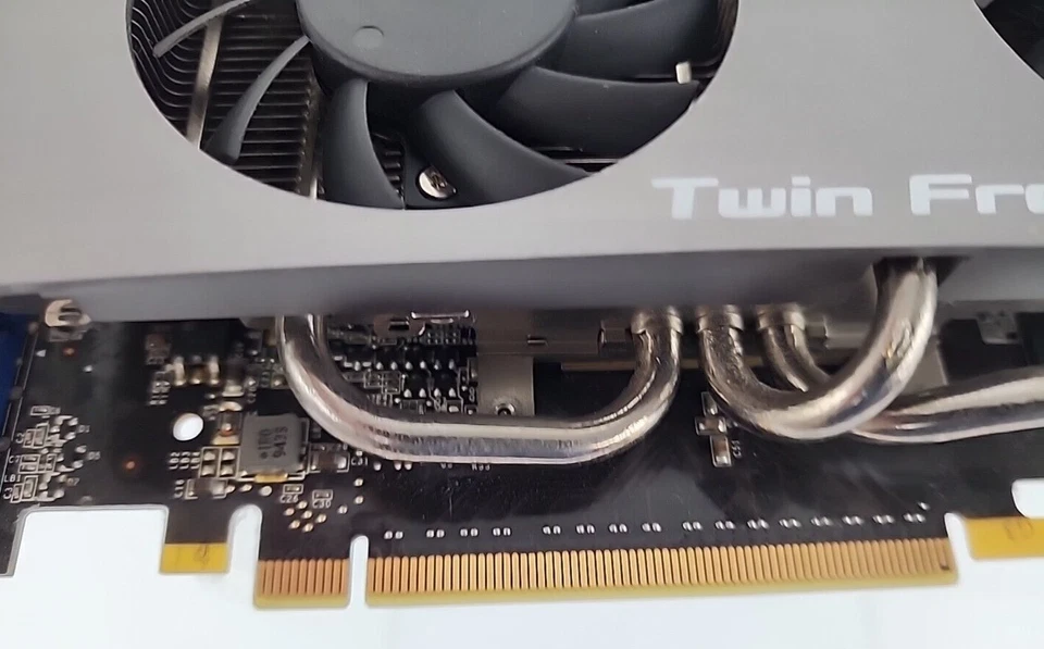 MSI NVIDIA GeForce GTS 250 N250GTS TWIN FROZR 1G V154-49SB - Image 2 of 4