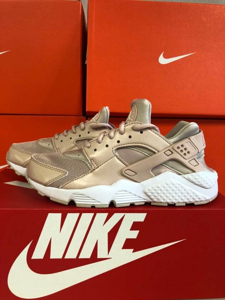 nike huarache particle beige