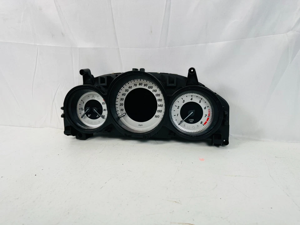 2012-2014 Mercedes-Benz C250 купе спидометр кластер 204-900-38-08 - Изображение 3 из 4