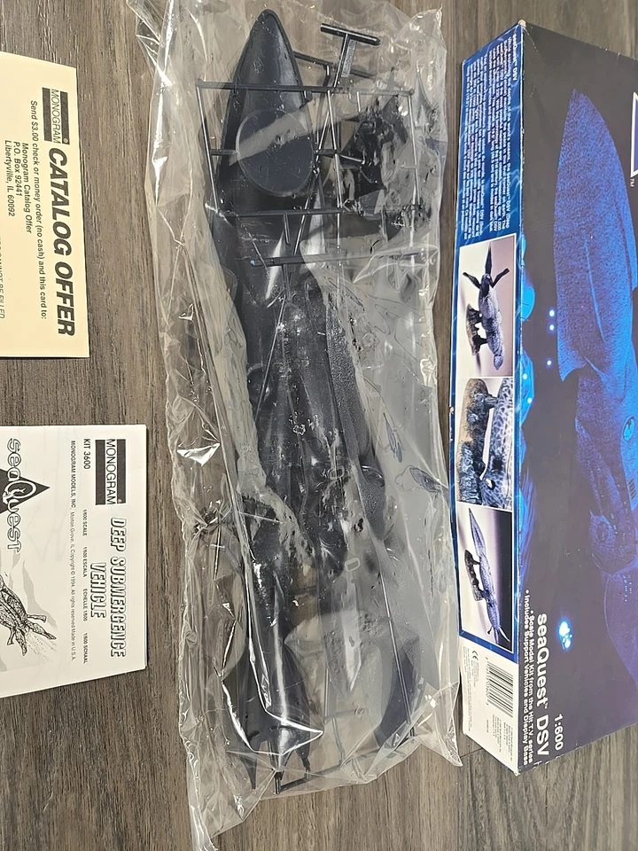 Monogram SeaQuest DSV Submarine 1:600 Model Kit - BRAND NEW See Discription - Image 3 of 4