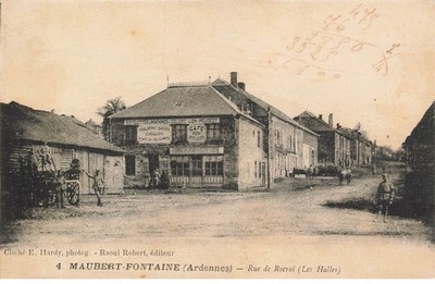 MIKIH-0876 08 MAUBERT FONTAINE RUE DU ROCROI LES HALLES
