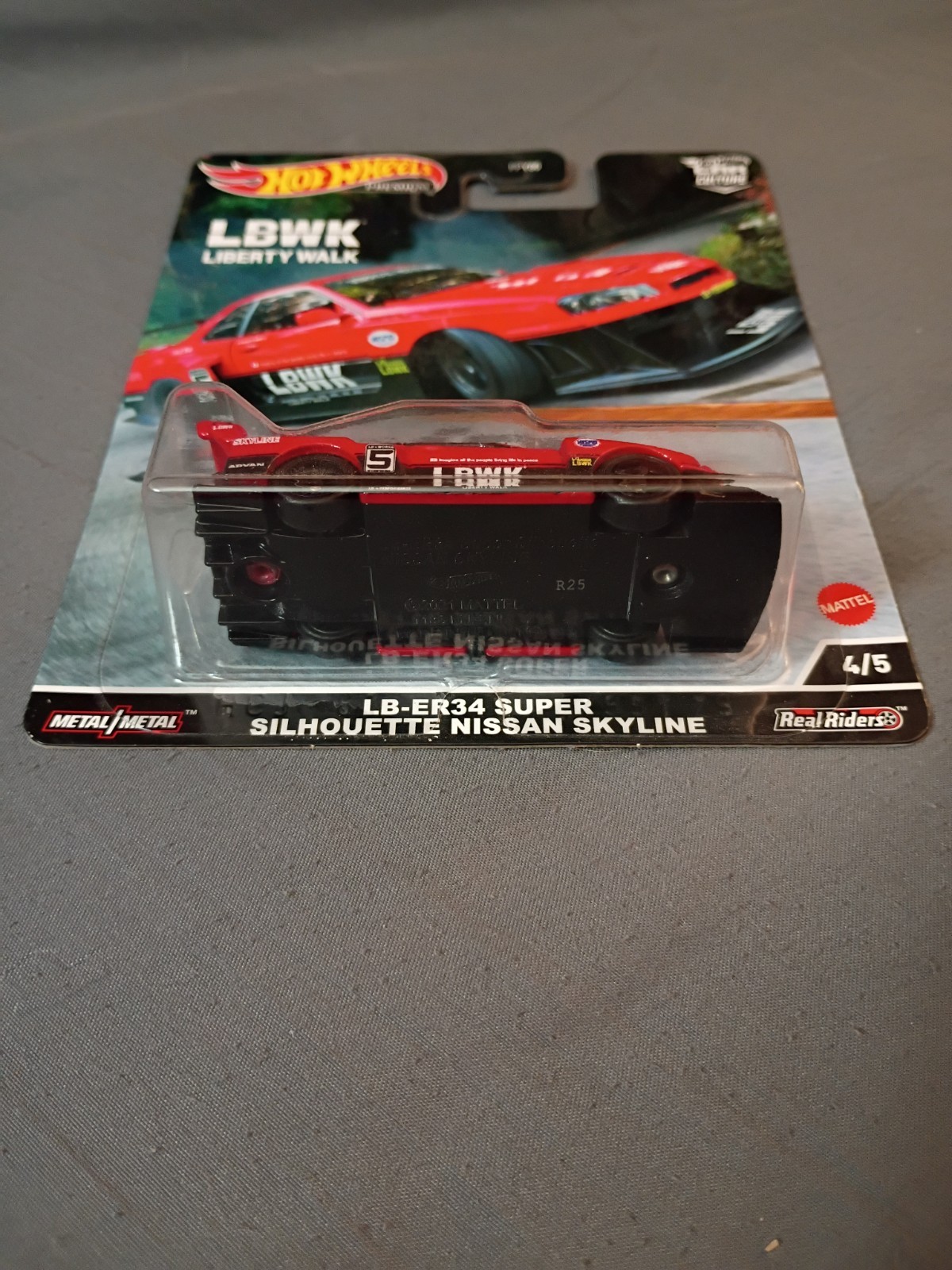 Picture 4 of 12