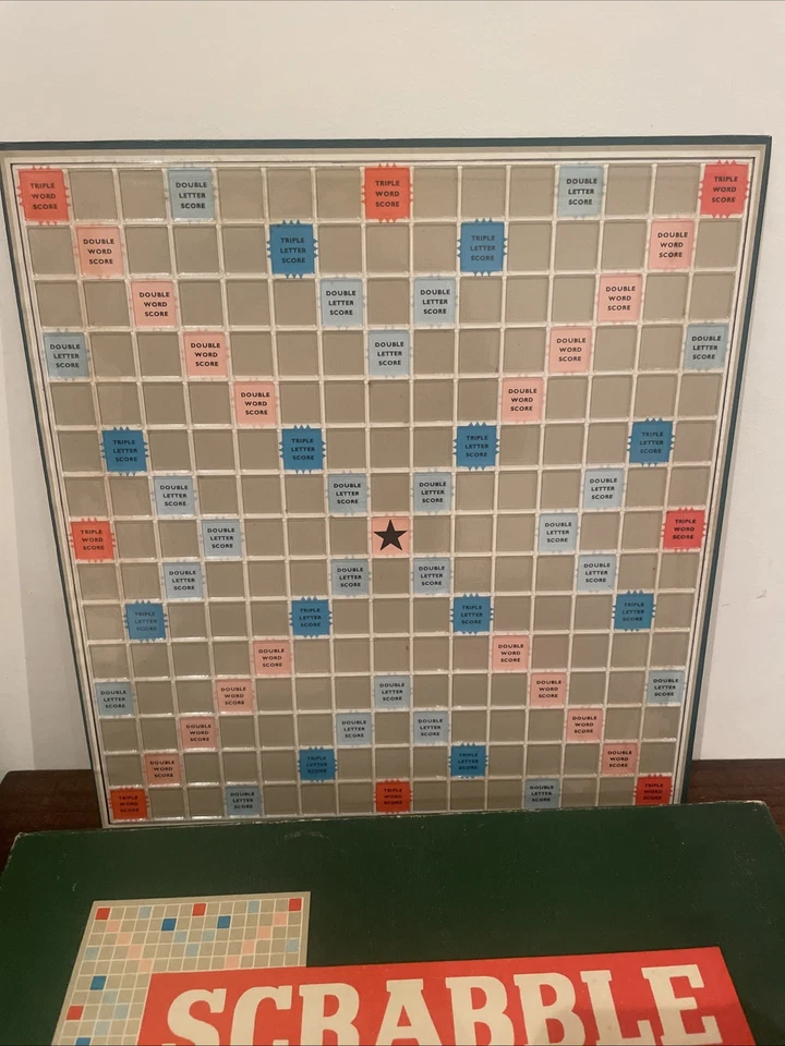 COMPLETE Spears Vintage Scrabble Deluxe Board Game 1983 Edition - Image 2 of 4