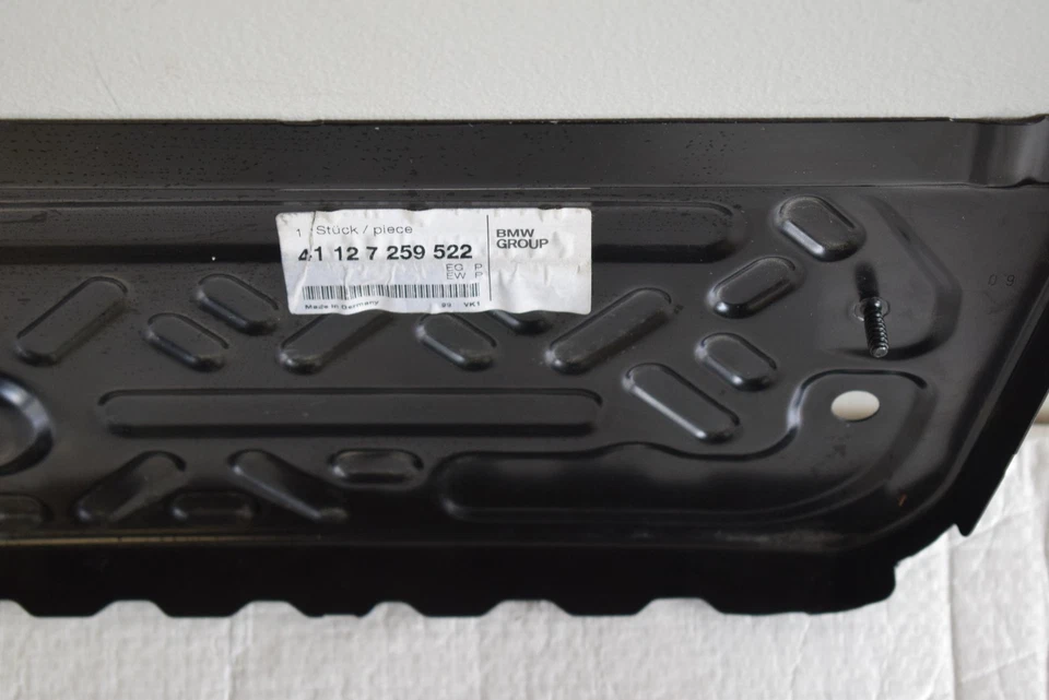 BMW 535i XDRIVE 2011-2016 pieza final para piso de área de carga OEM 41127259522 Foto 3 de 4