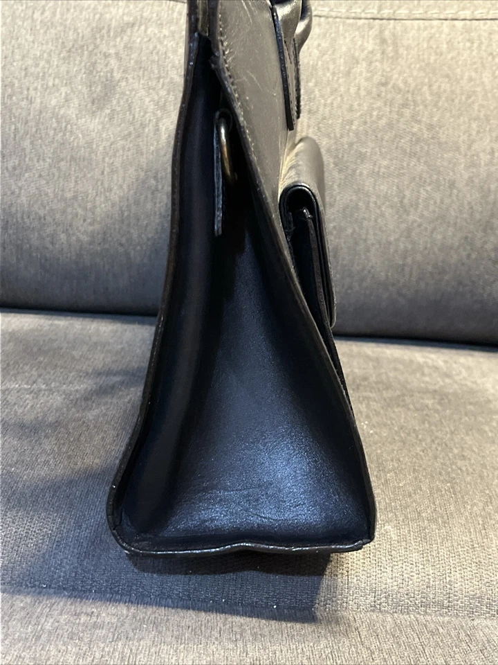 Bolso de mano vintage de cuero negro Perry Ellis Foto 4 de 4