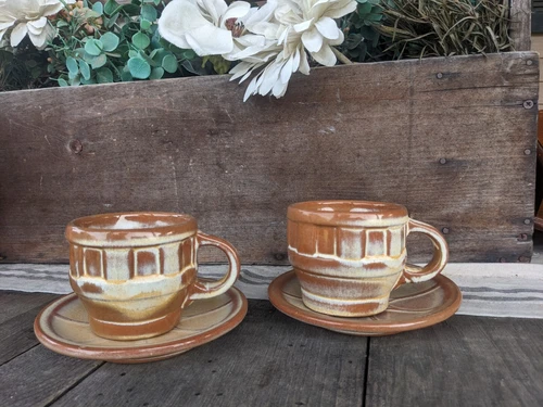 Vintage Frankoma Desert Sand Wagon Wheel Cup and Saucers 94C/94E (2 Sets)