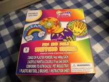 MIX AND MOLD STEPPING STONES GREAT FUN