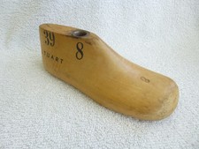 Vintage Wooden Shoe Form for child's shoe, size 8, Cottage Core