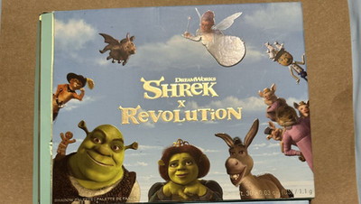 Shrek x I Heart Revolution Happily Ever After Shadow Makeup Palette DreamWorks