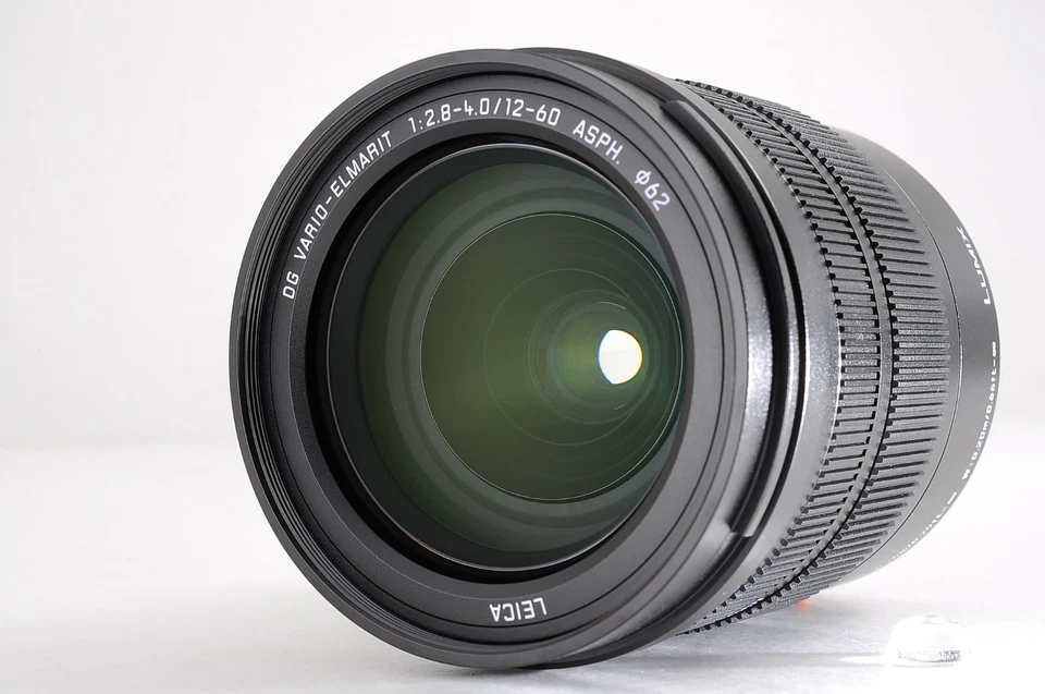 Panasonic Lumix 12-60mm F/2.8-4 Leica DG Vario-Elmarit Lens MFT w/Filter -MINT- - Image 2 of 4